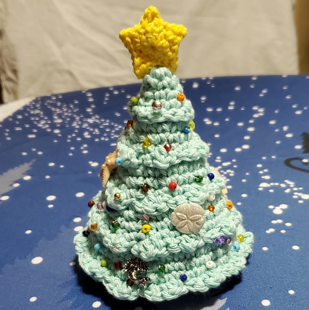 ❤️ Christmas tree 🎄 Crochet Beaded Decorative Great Gift Hand Made